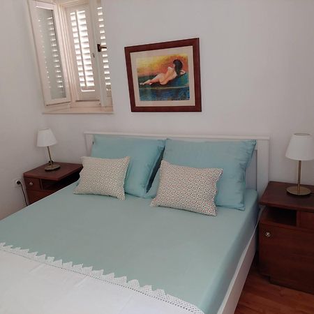 Apartment In Vis Historic Center - Mikula, Ljubica, Toma Eksteriør bilde