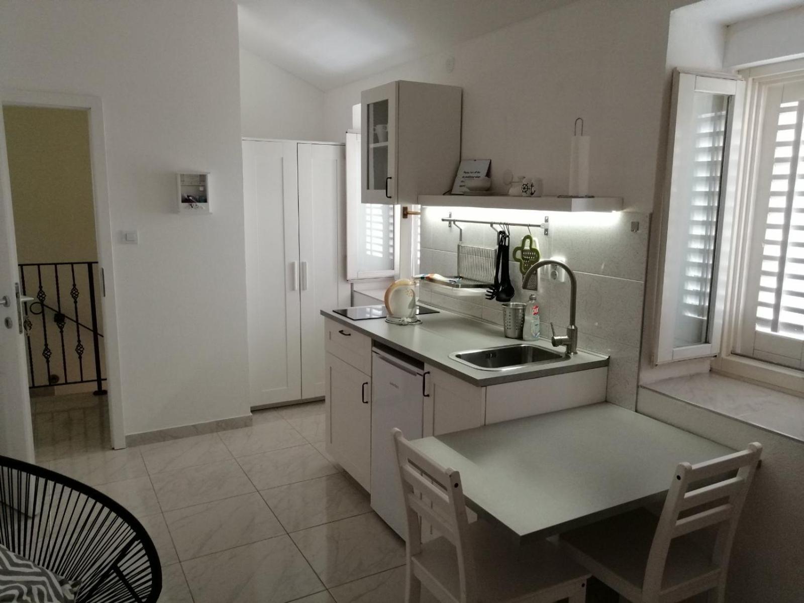 Apartment In Vis Historic Center - Mikula, Ljubica, Toma Rom bilde